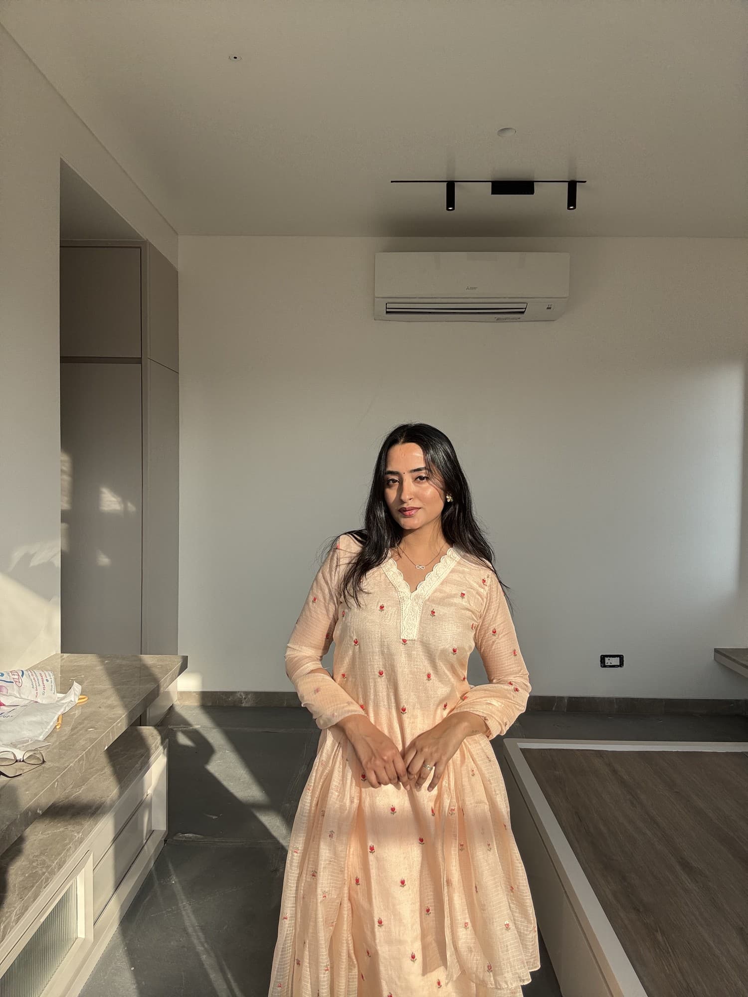 Peach Kota Doria Straight Suit Set detail view